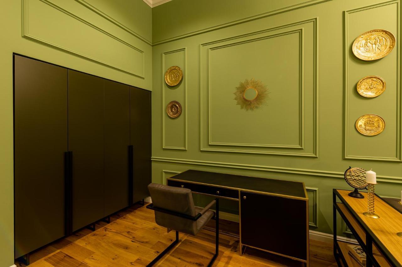 Boutique Hotel Cocosul De Aur Targu Mures Ngoại thất bức ảnh