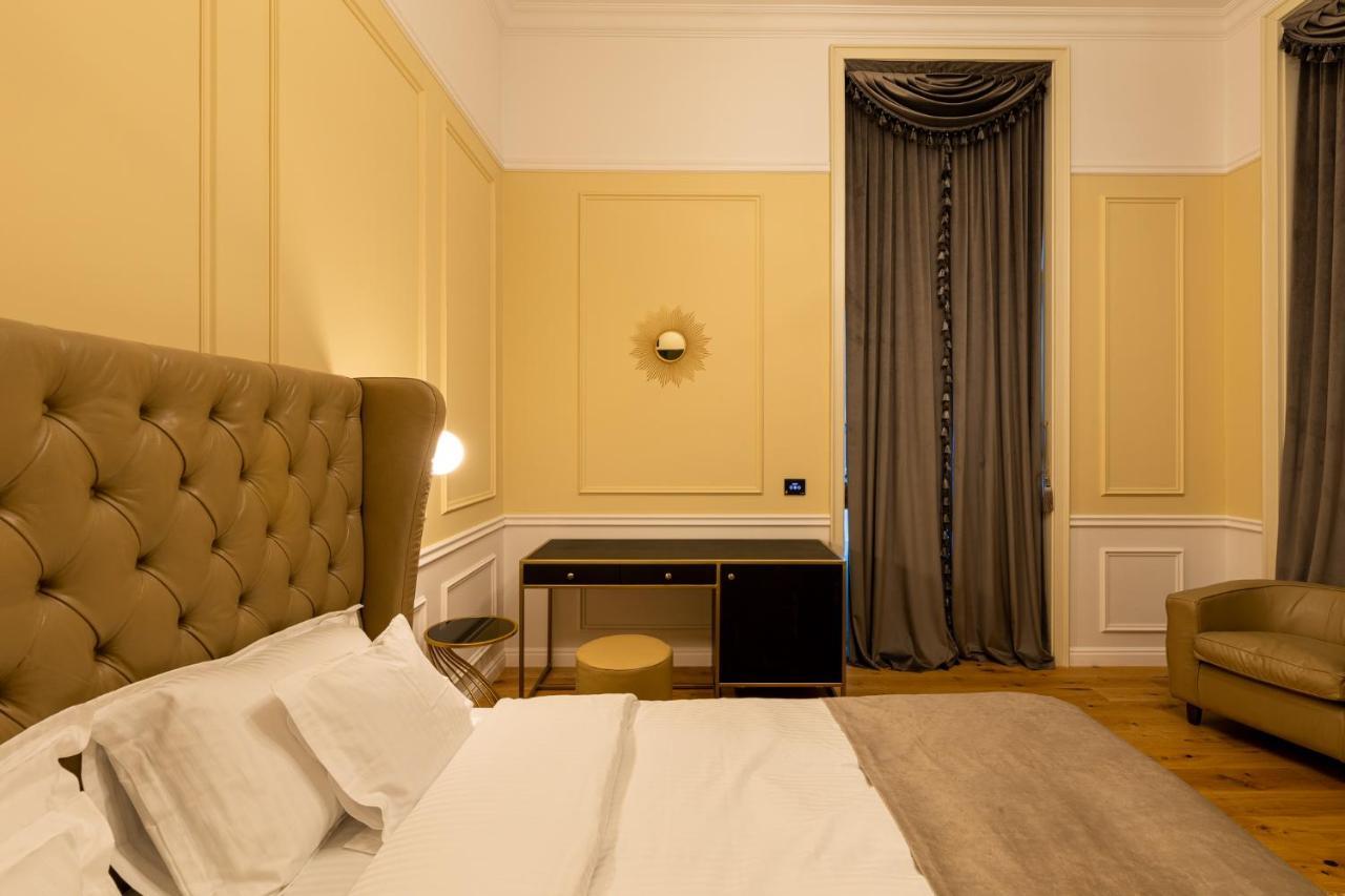 Boutique Hotel Cocosul De Aur Targu Mures Ngoại thất bức ảnh