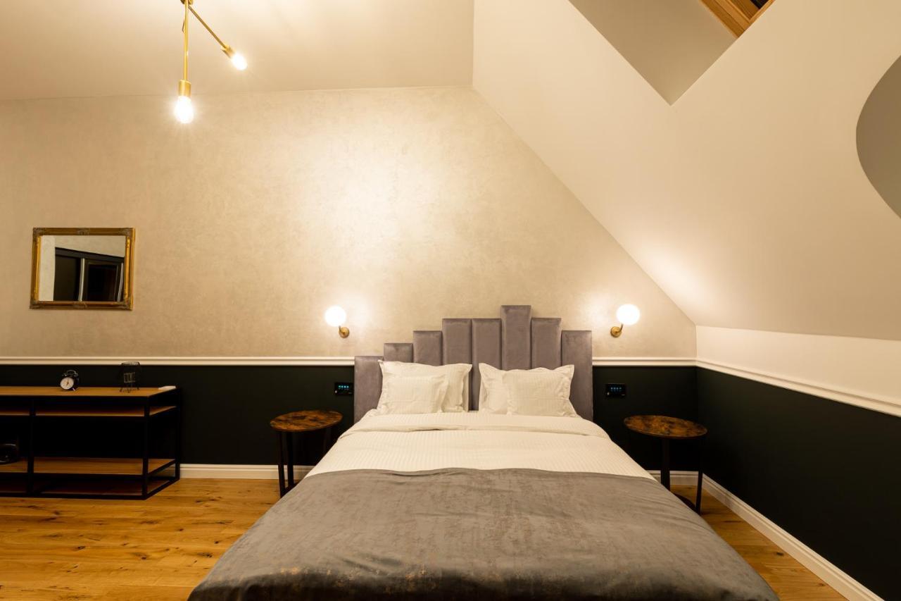 Boutique Hotel Cocosul De Aur Targu Mures Ngoại thất bức ảnh