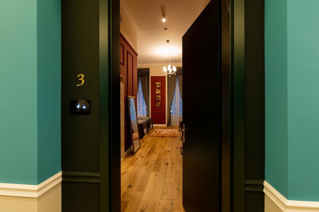 Boutique Hotel Cocosul De Aur Targu Mures Ngoại thất bức ảnh