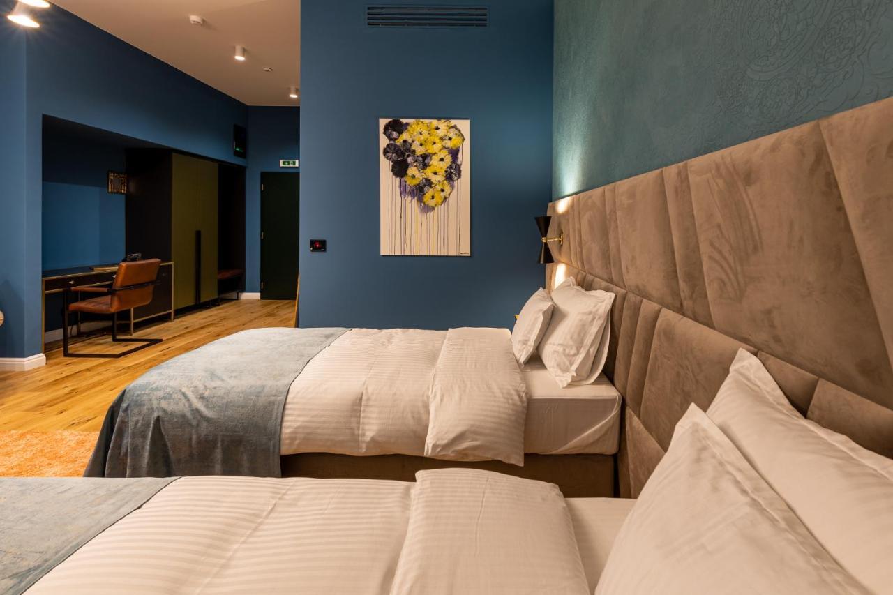 Boutique Hotel Cocosul De Aur Targu Mures Ngoại thất bức ảnh